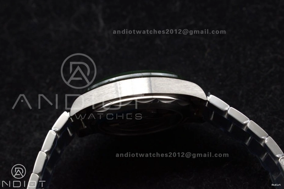 1:1 Ceramic VSF Edition Worldtimer Best 43mm Green SS Super GMT Aqua on Terra A8938 Bracelet Clone 1105